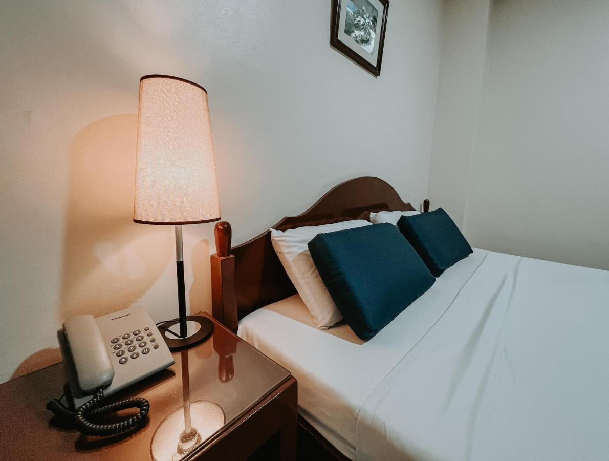 Fuente Hotel De Cebu Εξωτερικό φωτογραφία